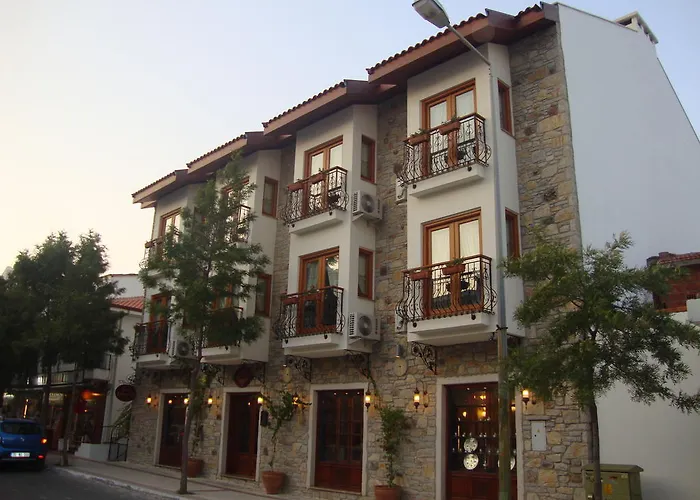 酒店 Tuncel Efe