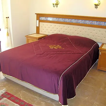 Tuncel Efe Szálloda 4*