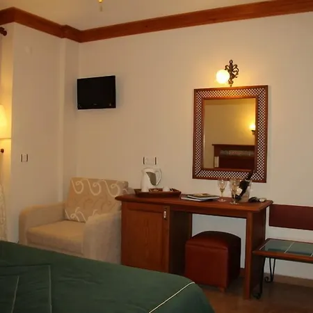 Tuncel Efe 4* Датча