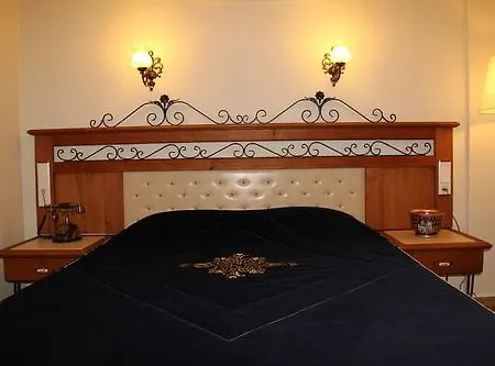 Tuncel Efe Hotel 4*
